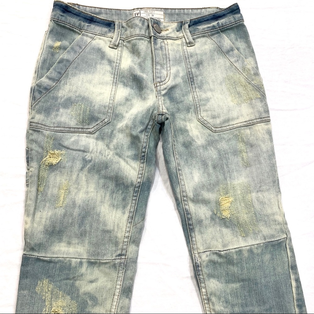 Free People Bleach Wash Distressed Cropped Jeans